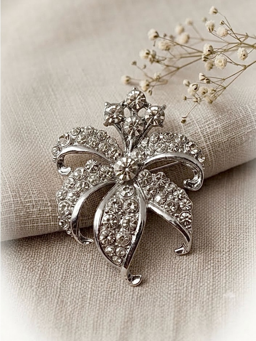 Vintage Rhinestone Flower Brooch Pin Silver Tone Floral Crystal Statement
